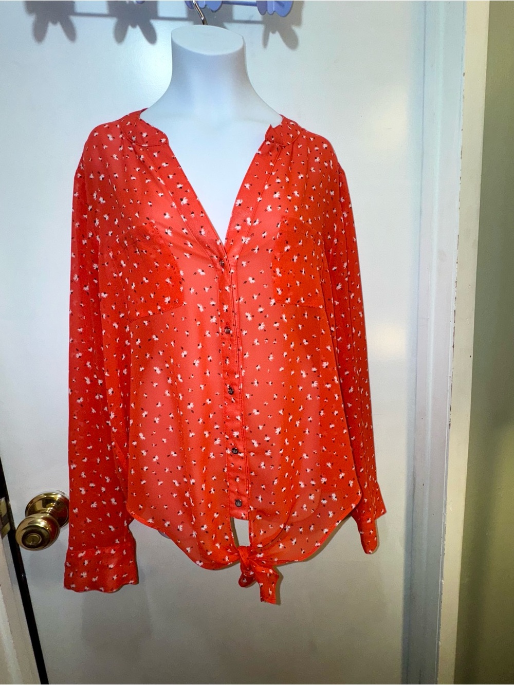Chaus Coral-Red Button Front Tie-Hem Blouse
